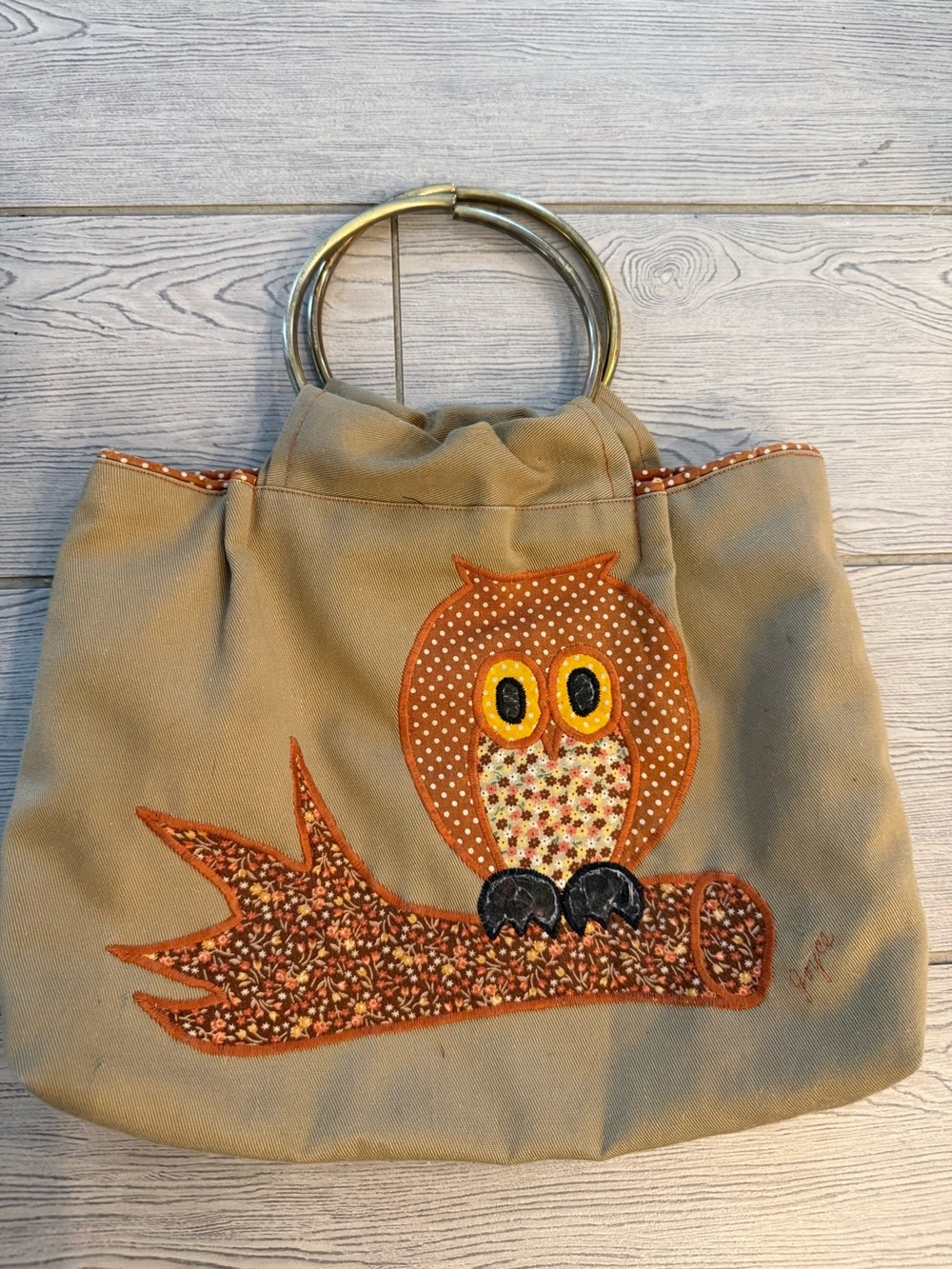 1970s boho Beige Owl Appliqué Tote Bag with Metal Ring Handles